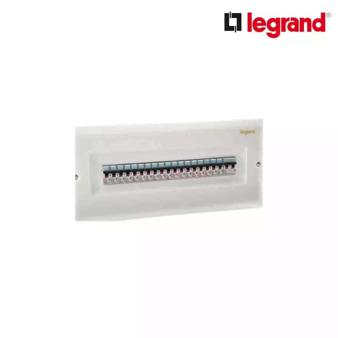 Legrand DX3 8 Ways 8 Module DB Ekinoxe SPN DB IP 30 for DX3 Range White